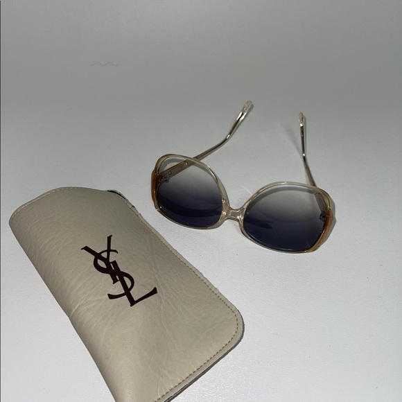 Yves Saint Laurent Vintage glasses,& Case - Picture 3 of 6